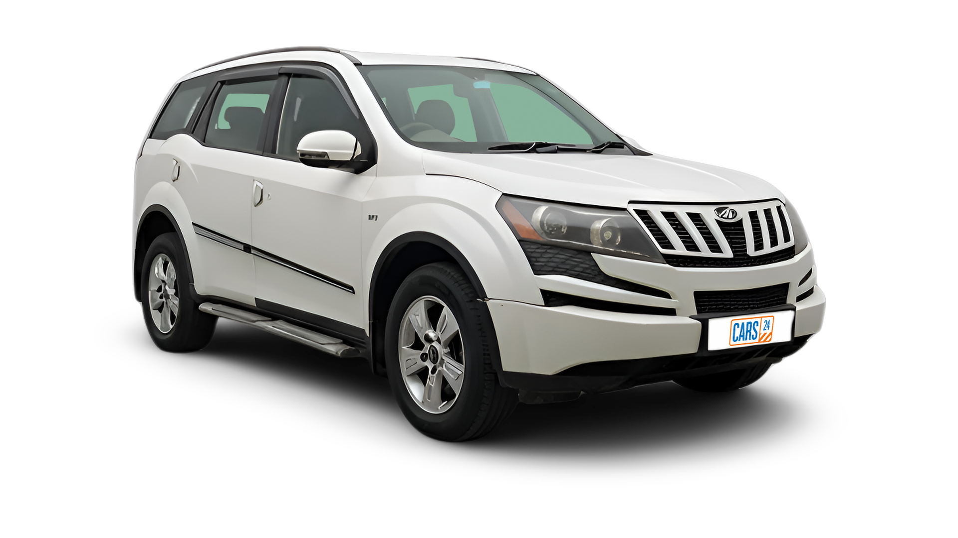 Mahindra XUV500-img